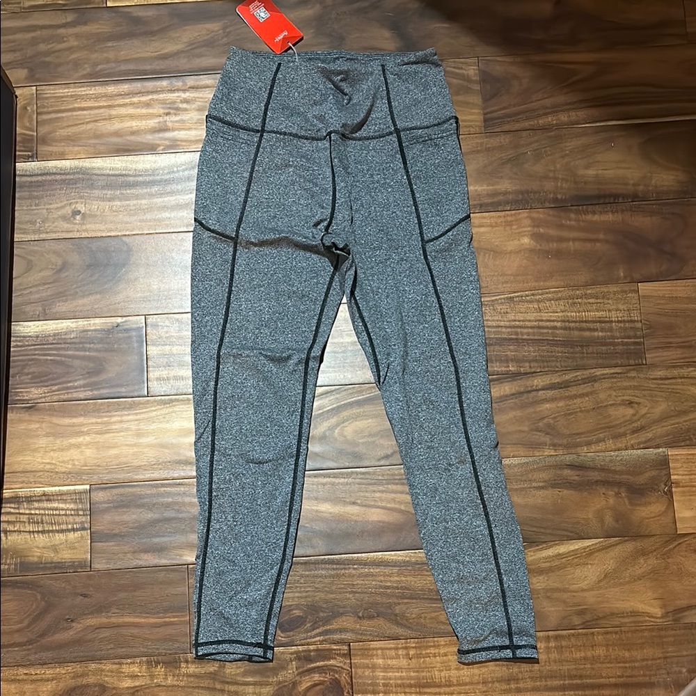 Gray Contrast Seam Leggings with Pockets NWT